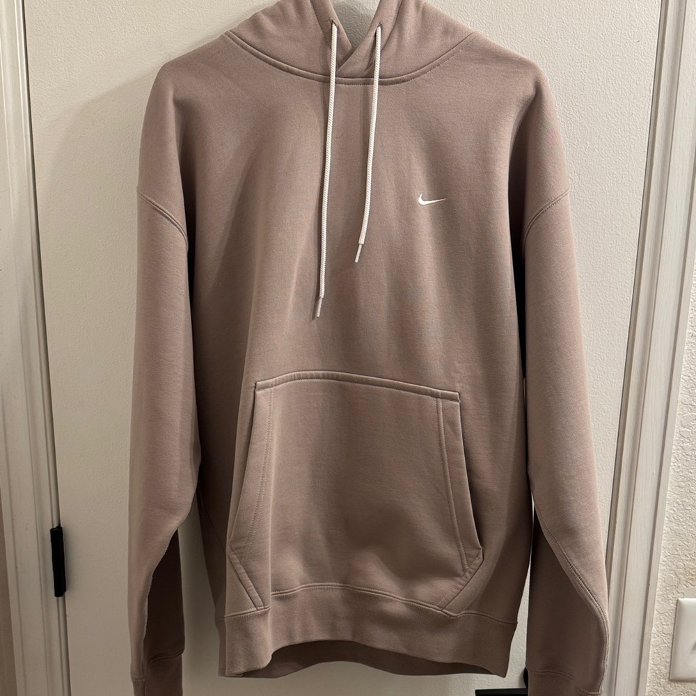 NIKE - Heavyweight Hoodie